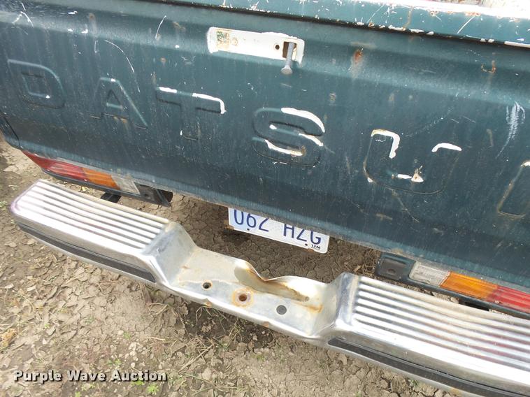 image for item L3388 1982 Datsun King Cab pickup truck