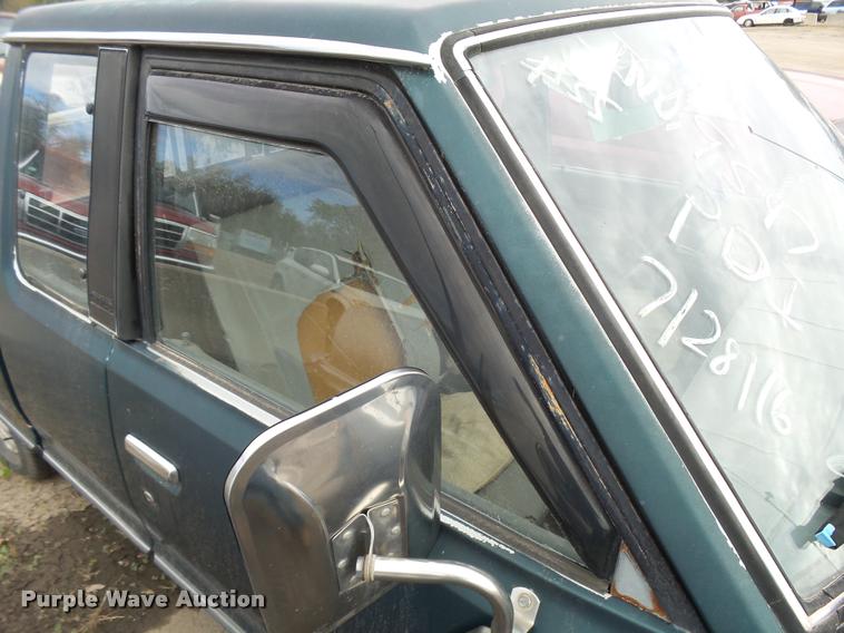 image for item L3388 1982 Datsun King Cab pickup truck