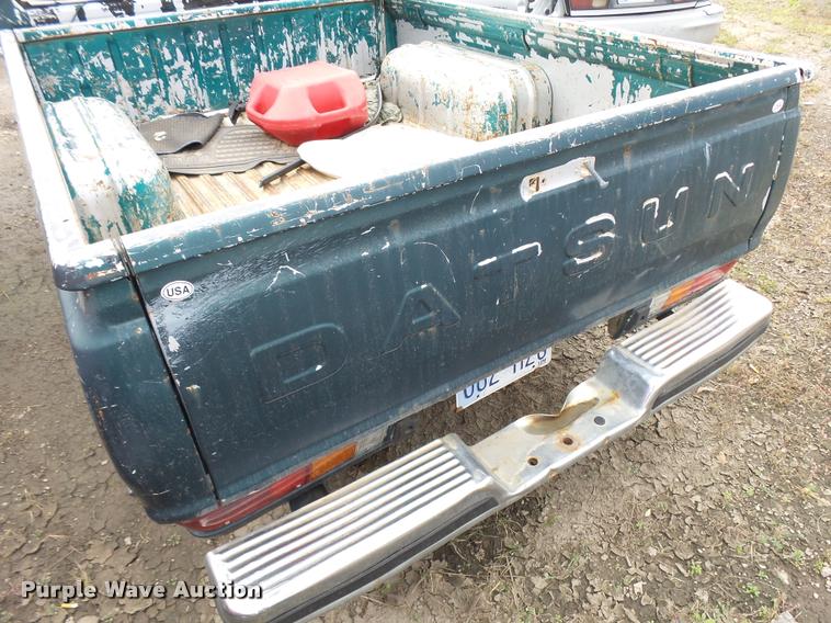 image for item L3388 1982 Datsun King Cab pickup truck