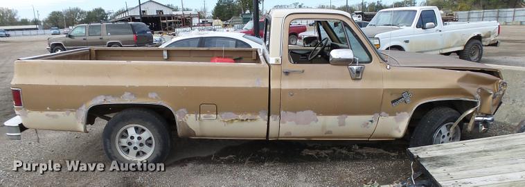 image for item L3390 1984 Chevrolet 10 pickup truck