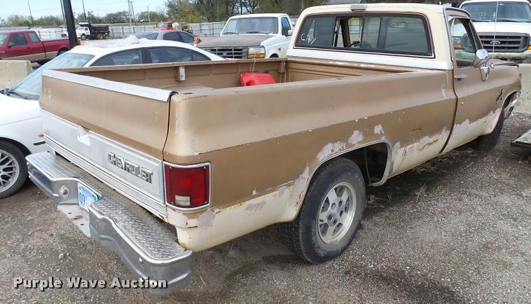 image for item L3390 1984 Chevrolet 10 pickup truck