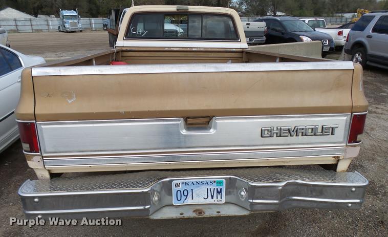 image for item L3390 1984 Chevrolet 10 pickup truck