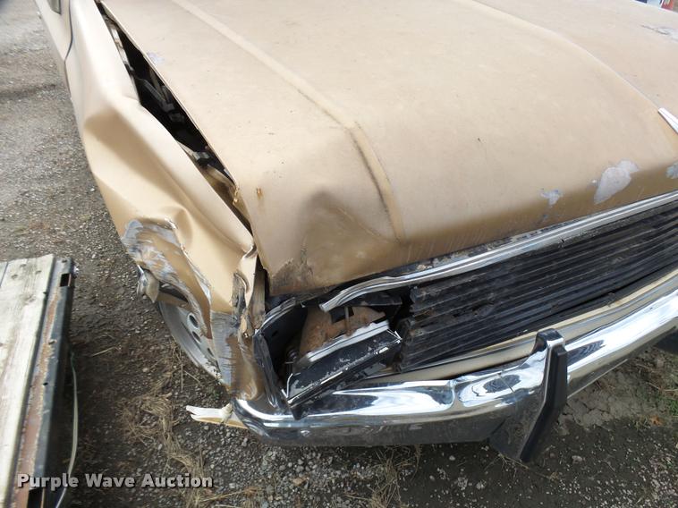 image for item L3390 1984 Chevrolet 10 pickup truck