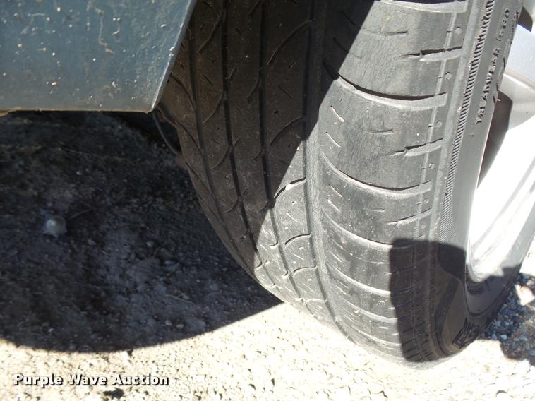 image for item L3414 2001 Ford Focus Wagon