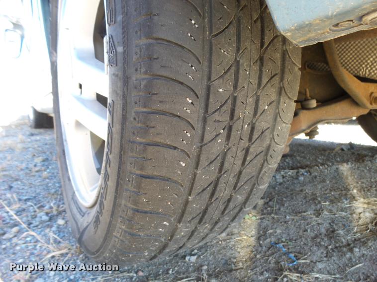 image for item L3414 2001 Ford Focus Wagon