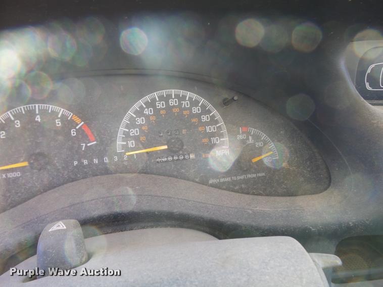 image for item L3415 1998 Pontiac Grand Prix