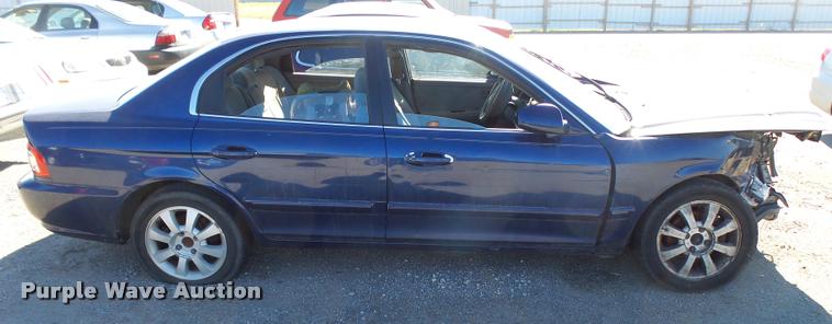 image for item L3417 2005 Kia Optima
