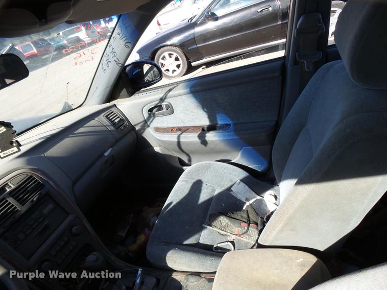 image for item L3417 2005 Kia Optima