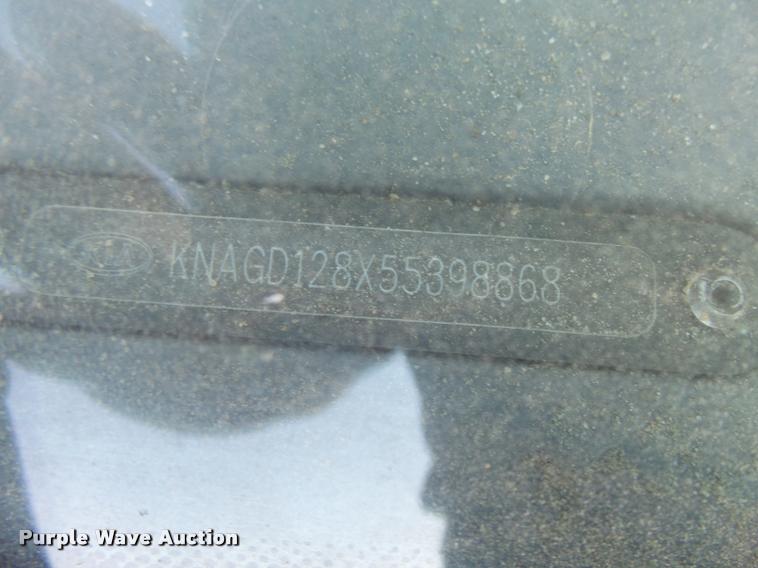 image for item L3417 2005 Kia Optima