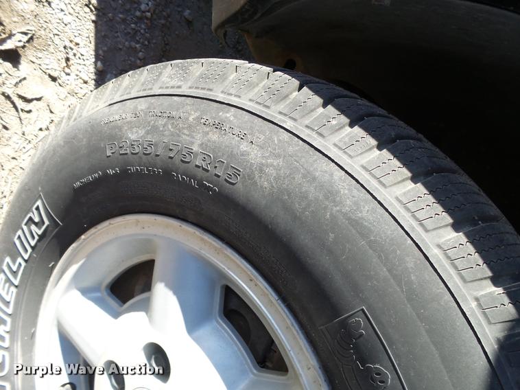 image for item L3418 2000 Chevrolet Blazer SUV