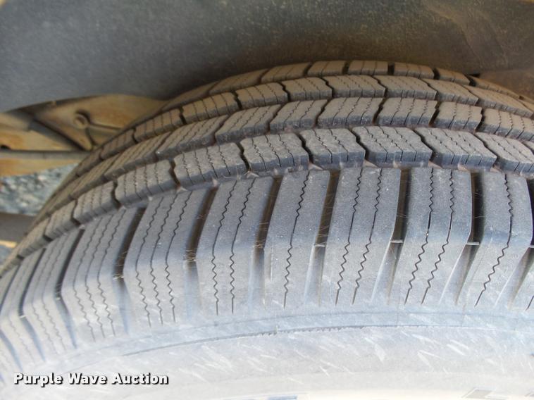 image for item L3418 2000 Chevrolet Blazer SUV