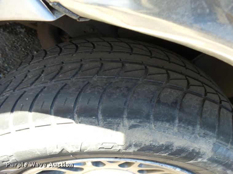 image for item L3419 2000 Lincoln Town Car