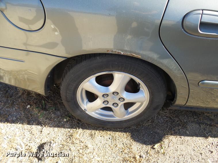 image for item L3421 2002 Ford Taurus