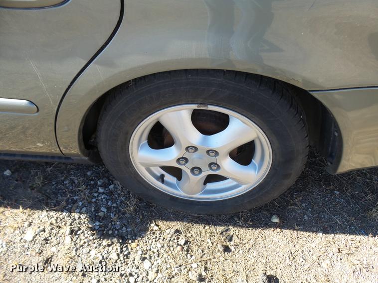 image for item L3421 2002 Ford Taurus