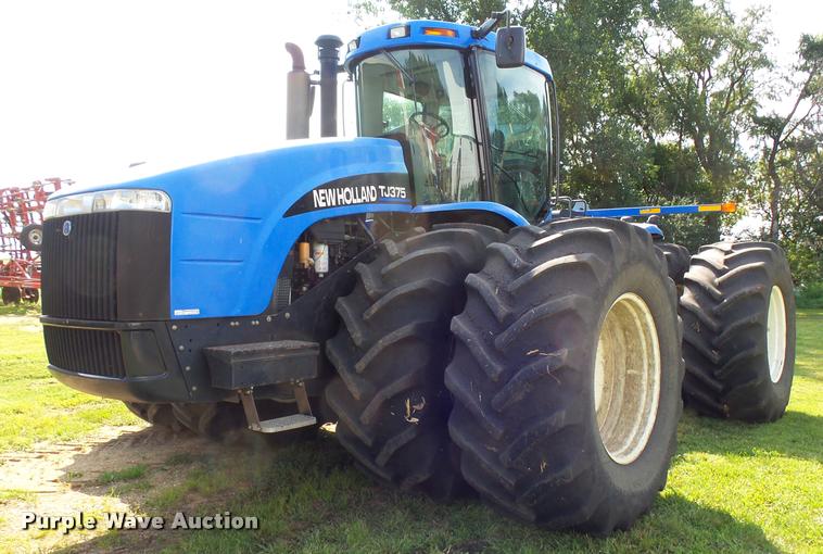 image for item AL9101 2002 New Holland TJ375 4WD tractor