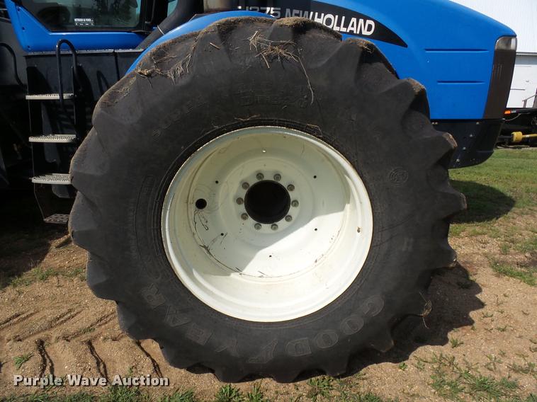 image for item AL9101 2002 New Holland TJ375 4WD tractor