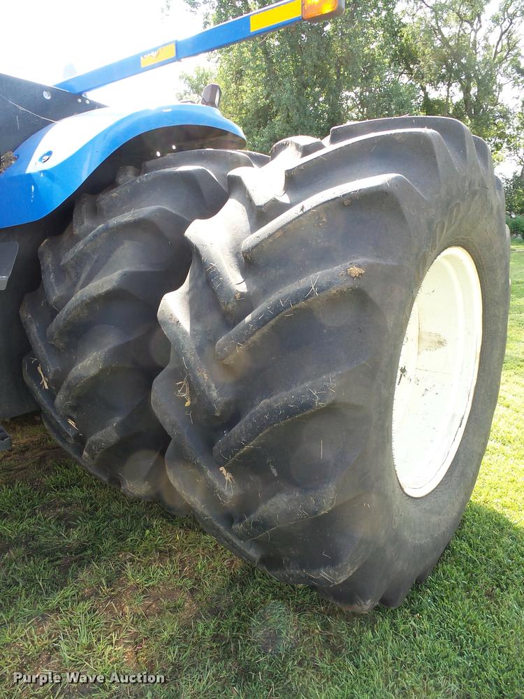 image for item AL9101 2002 New Holland TJ375 4WD tractor