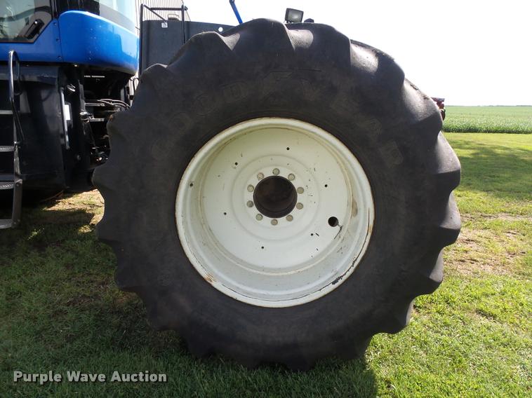 image for item AL9101 2002 New Holland TJ375 4WD tractor