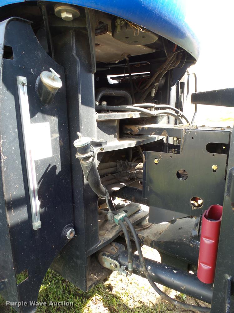 image for item AL9101 2002 New Holland TJ375 4WD tractor