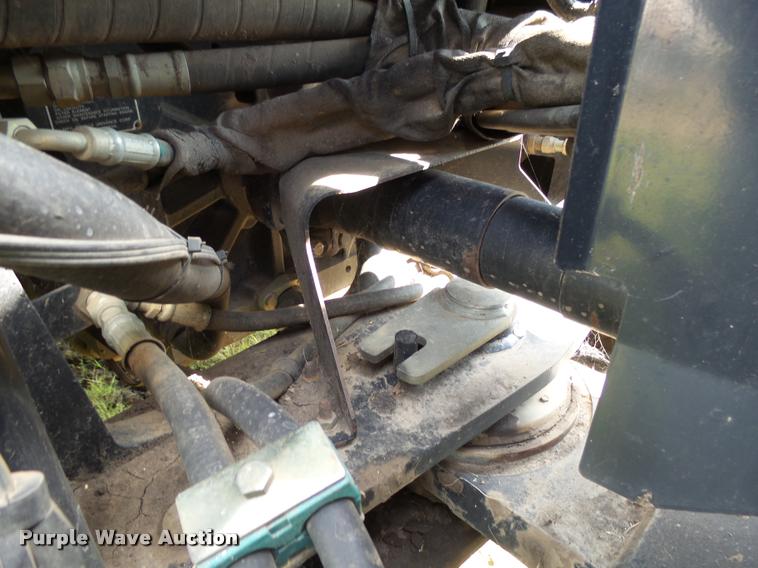 image for item AL9101 2002 New Holland TJ375 4WD tractor