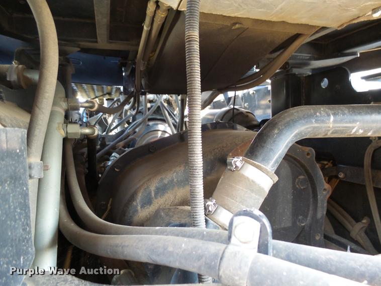 image for item AL9101 2002 New Holland TJ375 4WD tractor