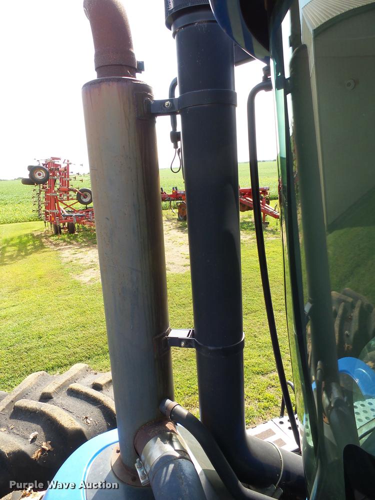 image for item AL9101 2002 New Holland TJ375 4WD tractor