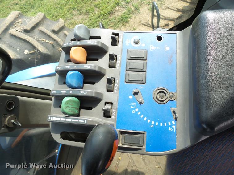 image for item AL9101 2002 New Holland TJ375 4WD tractor