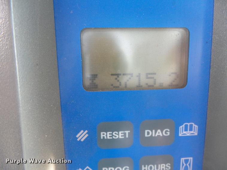 image for item AL9101 2002 New Holland TJ375 4WD tractor