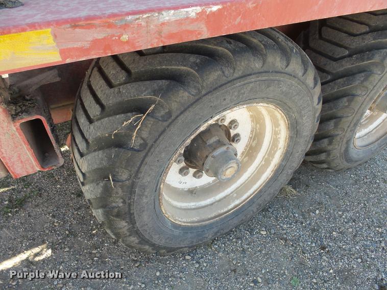 image for item AL9108 2009 Morris Pro-Ag Bale Runner 16K bale stacker