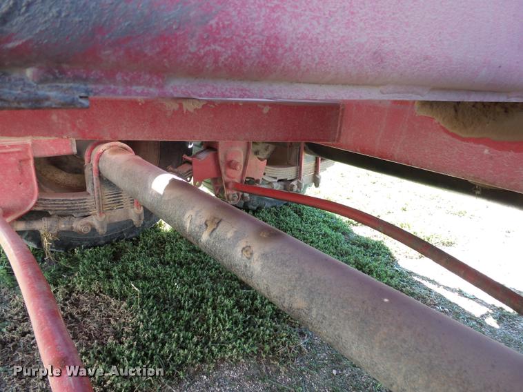 image for item AL9108 2009 Morris Pro-Ag Bale Runner 16K bale stacker