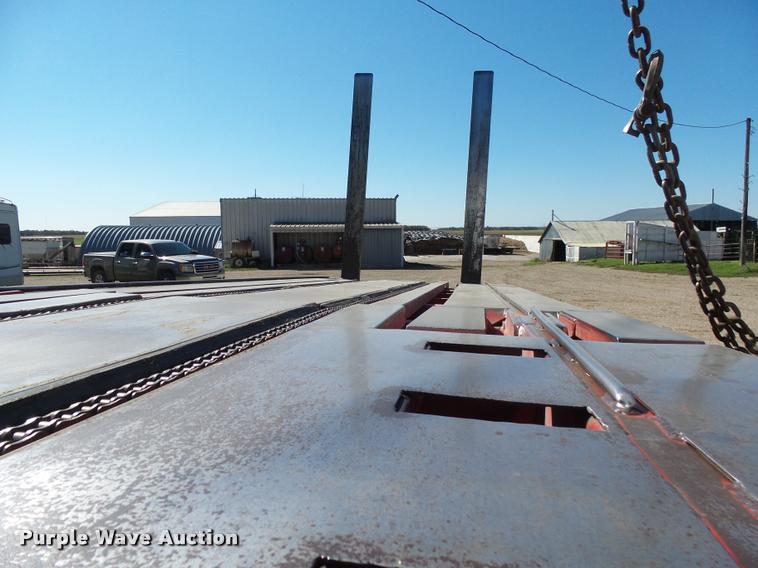 image for item AL9108 2009 Morris Pro-Ag Bale Runner 16K bale stacker