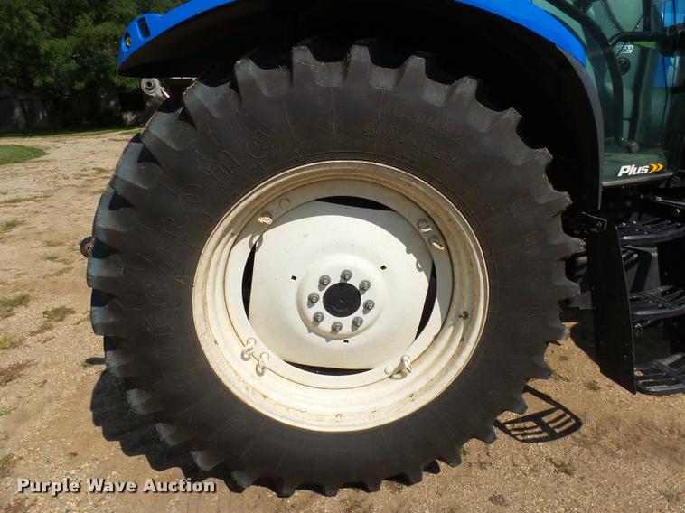 image for item AL9110 2008 New Holland T6030 tractor