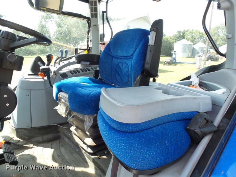 image for item AL9110 2008 New Holland T6030 tractor