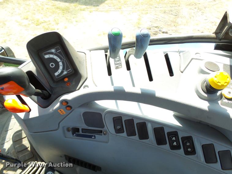 image for item AL9110 2008 New Holland T6030 tractor