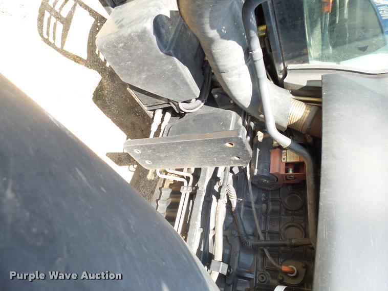 image for item AL9110 2008 New Holland T6030 tractor