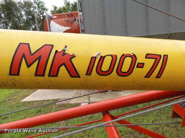 image for item AL9113 Westfield MK100-71 grain auger