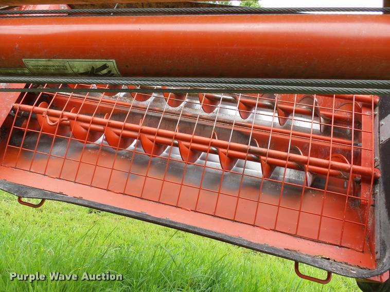 image for item AL9113 Westfield MK100-71 grain auger