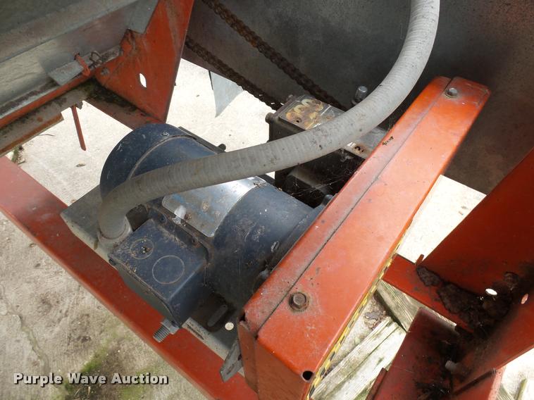 image for item AL9114 Farm Fans CF-AB-270 grain dryer