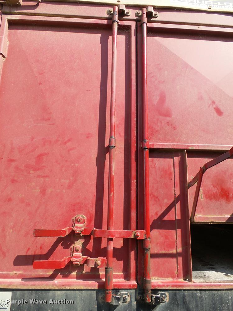 image for item AL9115 1996 International 9200 grain truck