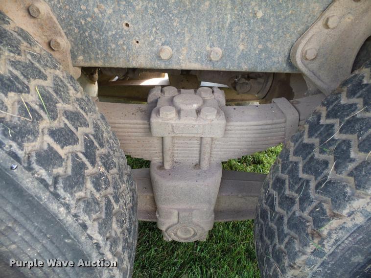 image for item AL9116 1978 International F1924 grain truck