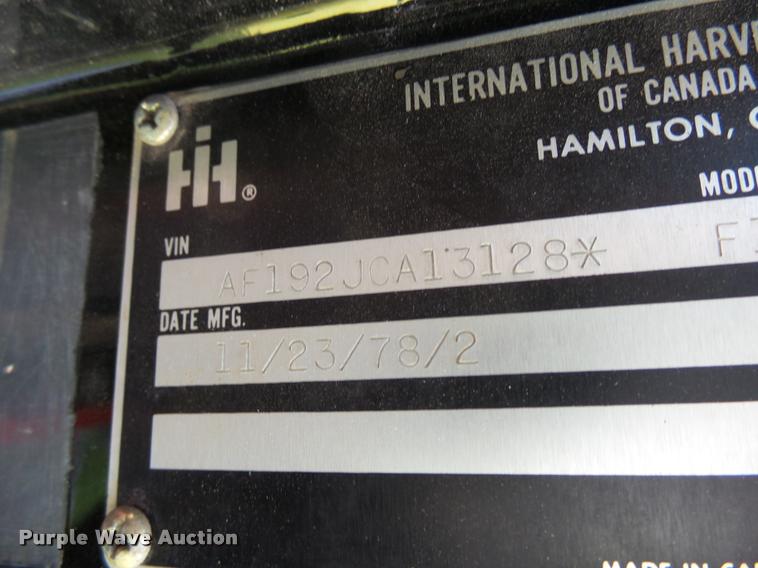 image for item AL9116 1978 International F1924 grain truck