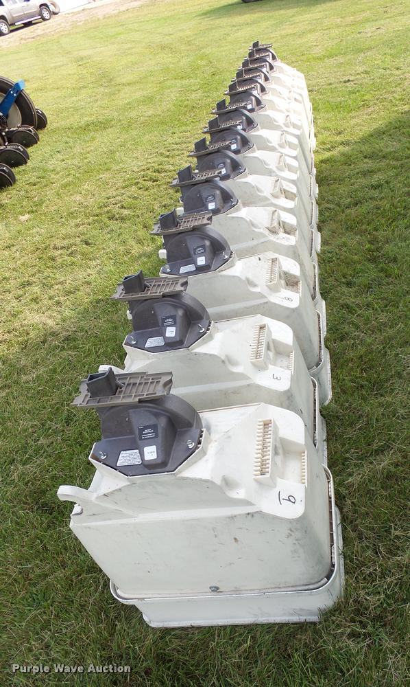 image for item AL9119 Kinze 3200 planter