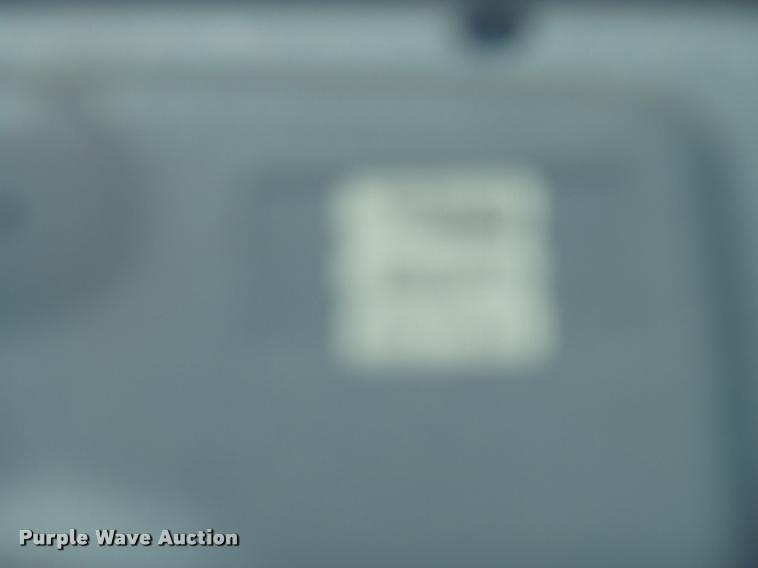 image for item AL9119 Kinze 3200 planter