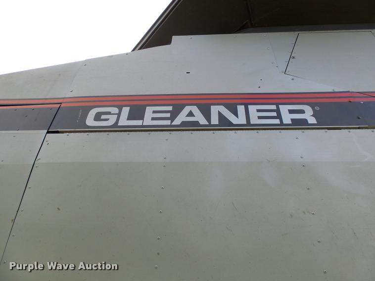 image for item AL9120 1998 Gleaner R62 combine