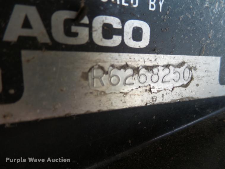 image for item AL9120 1998 Gleaner R62 combine