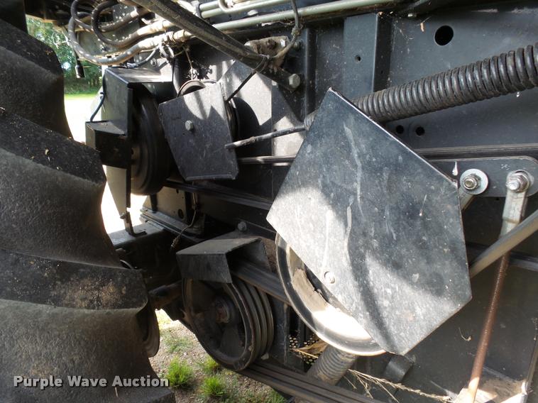 image for item AL9120 1998 Gleaner R62 combine