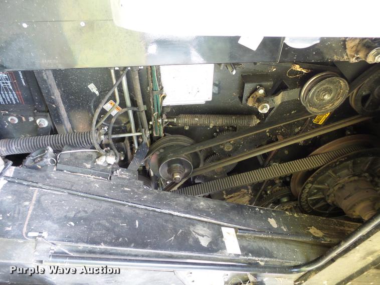 image for item AL9120 1998 Gleaner R62 combine