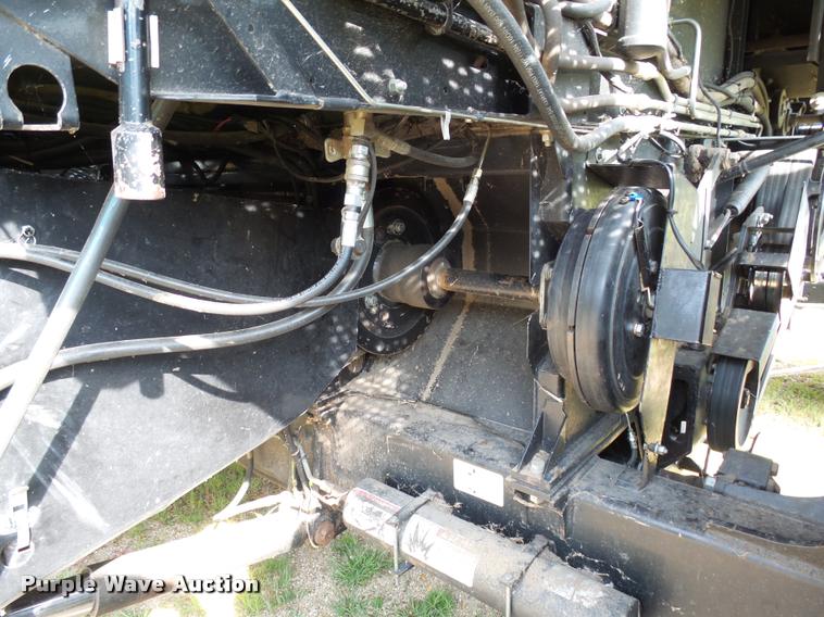 image for item AL9120 1998 Gleaner R62 combine