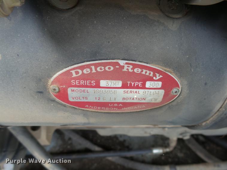 image for item AL9120 1998 Gleaner R62 combine