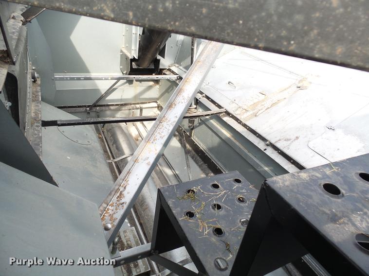 image for item AL9120 1998 Gleaner R62 combine